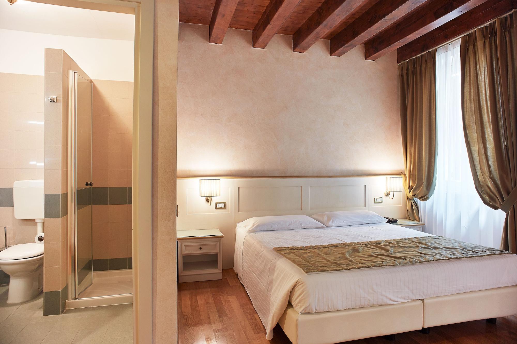 Albergo Mazzanti Verona Esterno foto